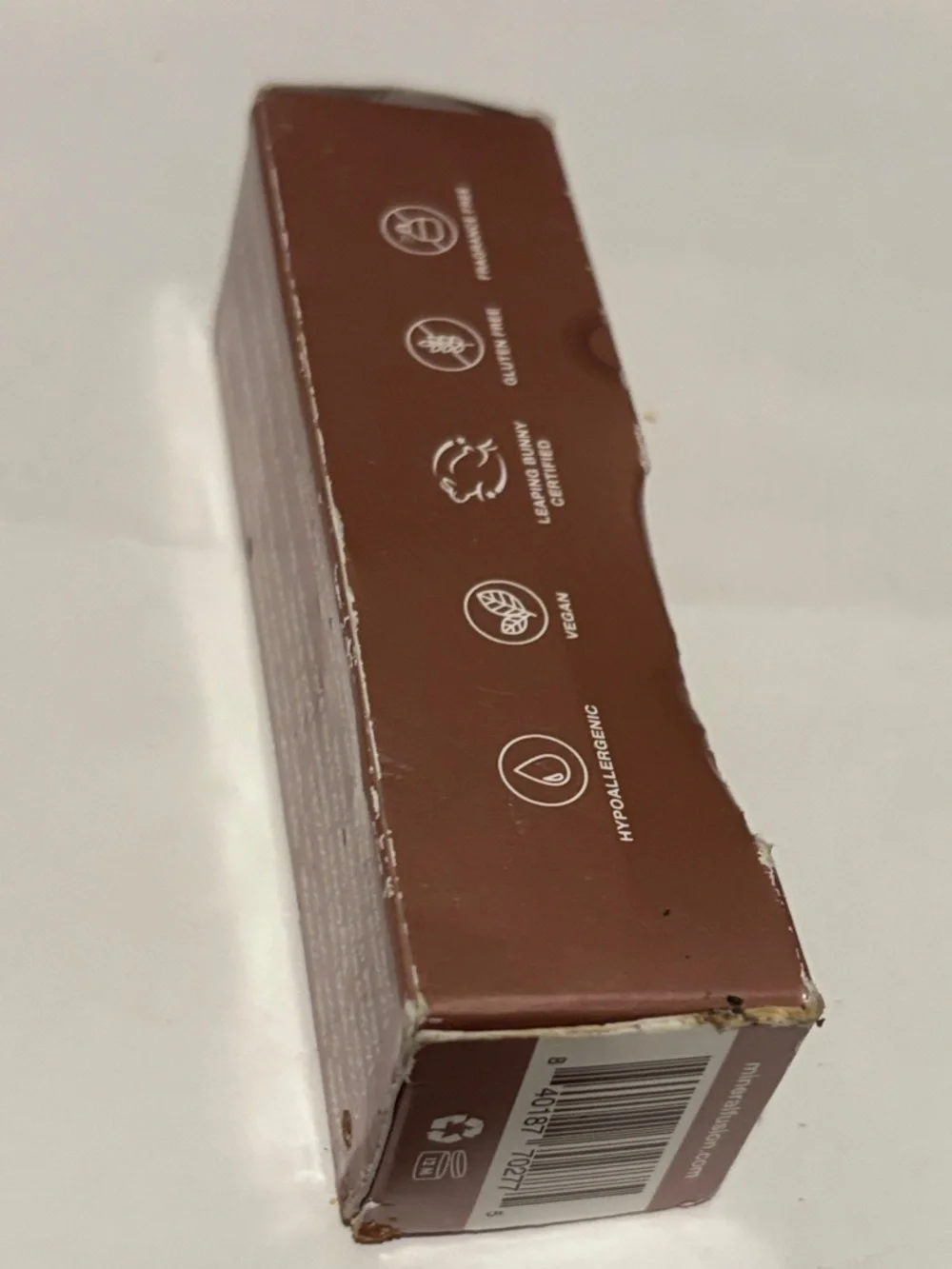 Mineral Fusion Liquid Foundation in Deep 4 Cappuccino Brown 30 ml